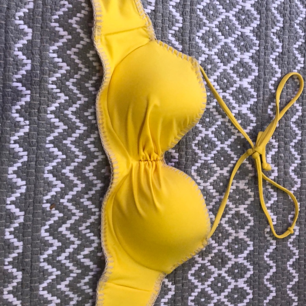 Victoria’s Secret bathing suit top